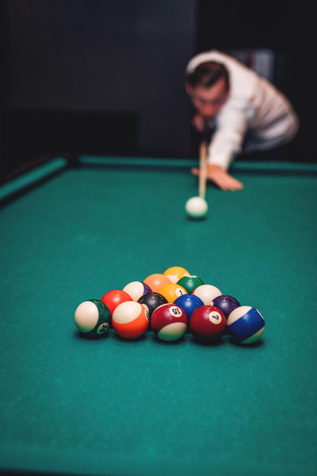 Marine Hotel By Zdrojowa Kołobrzeg Exterior foto Pool balls
